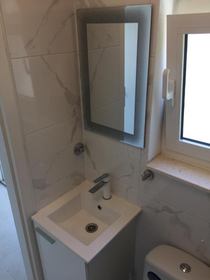 Apartment Remi, Penthouse With Balcony, Free Parking Marina Eksteriør bilde